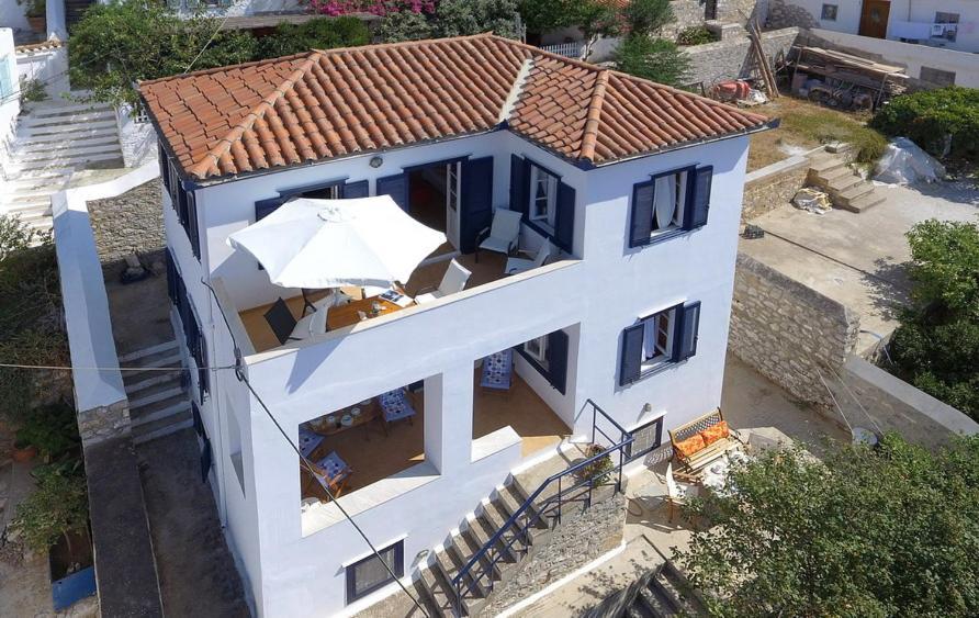 Options House Villa Hydra  Eksteriør billede
