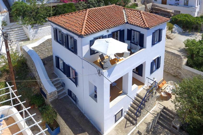 Options House Villa Hydra  Eksteriør billede