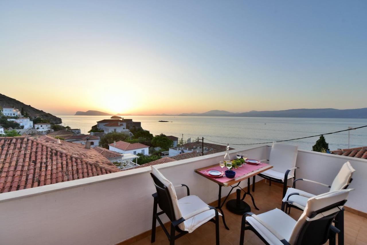 Options House Villa Hydra  Eksteriør billede