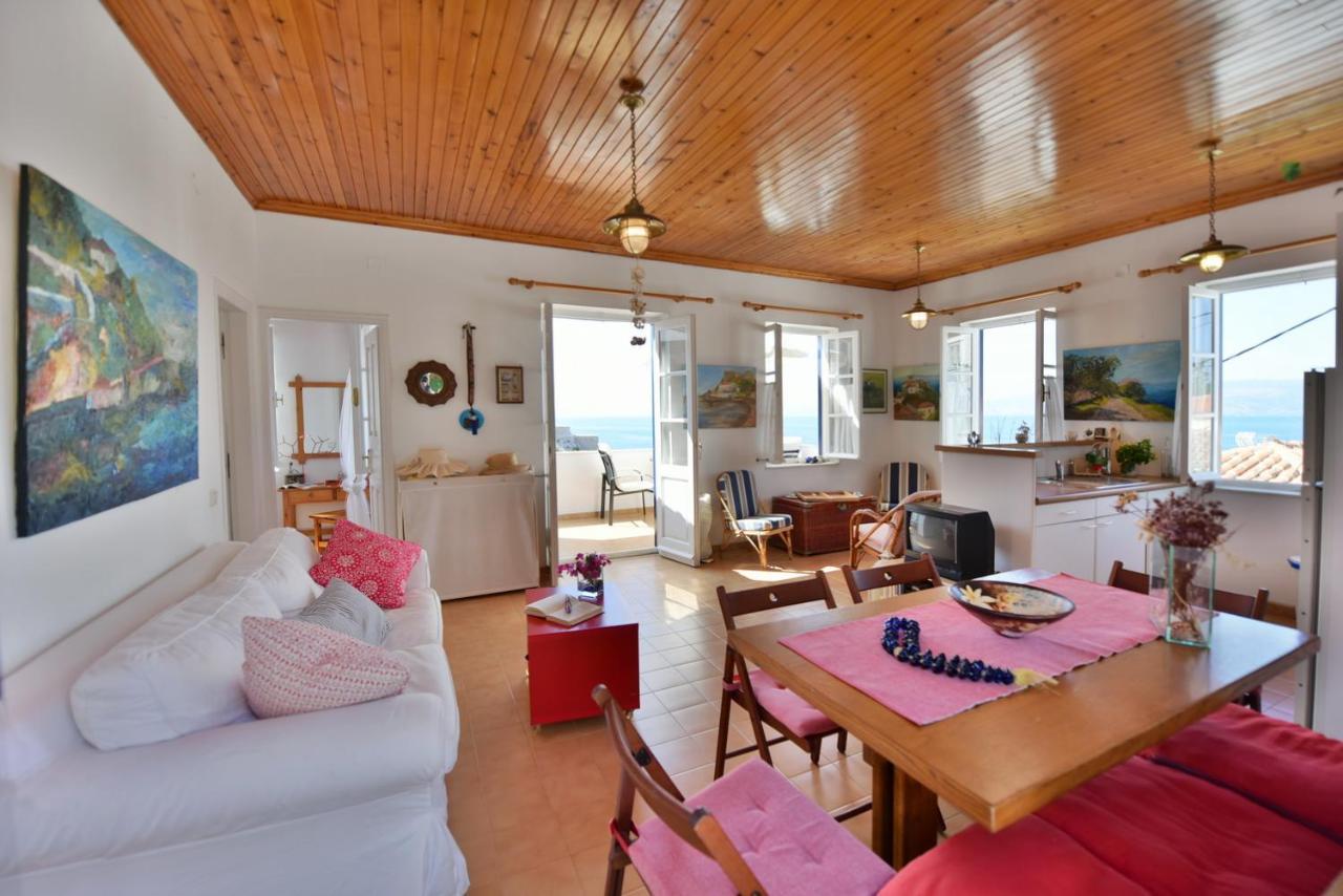 Options House Villa Hydra  Eksteriør billede